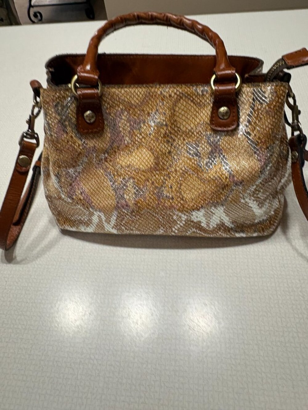 Like New Patricia Nash Satchel/Crossbody and Wallet Set in Metallic Python Tan - Picture 2 of 15